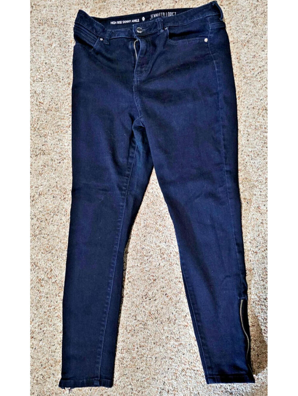 jennifer lopez high rise skinny ankle jeans in a dark blue wash Size 10